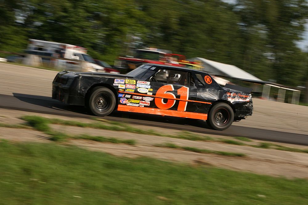 IMAGE: http://i1174.photobucket.com/albums/r601/kevinlillard/02032014c/2013-08-09a-0193_zpsa06a4fe7.jpg