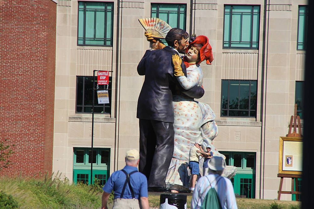 IMAGE: http://i1174.photobucket.com/albums/r601/kevinlillard/03242014a/20110812a0877_zpsb8c36069.jpg