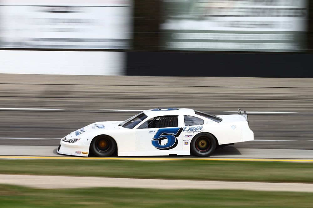 IMAGE: http://i1174.photobucket.com/albums/r601/kevinlillard/0419a/2015-04-19a-0994_zpsa7ilfbpn.jpg