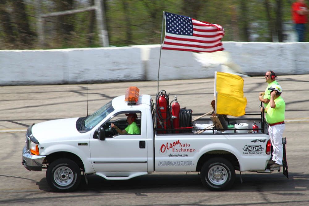 IMAGE: http://i1174.photobucket.com/albums/r601/kevinlillard/05032015a/2015-05-03a-0212a_zpssxr2ekwt.jpg