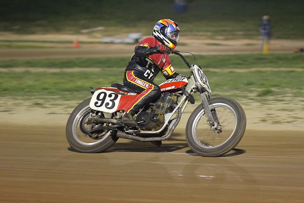 IMAGE: http://i1174.photobucket.com/albums/r601/kevinlillard/aug2/20111029c0207_zpsf92065c7.jpg