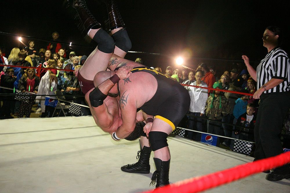 IMAGE: http://i1174.photobucket.com/albums/r601/kevinlillard/sep11/2013-09-28a0179_zps80987d19.jpg