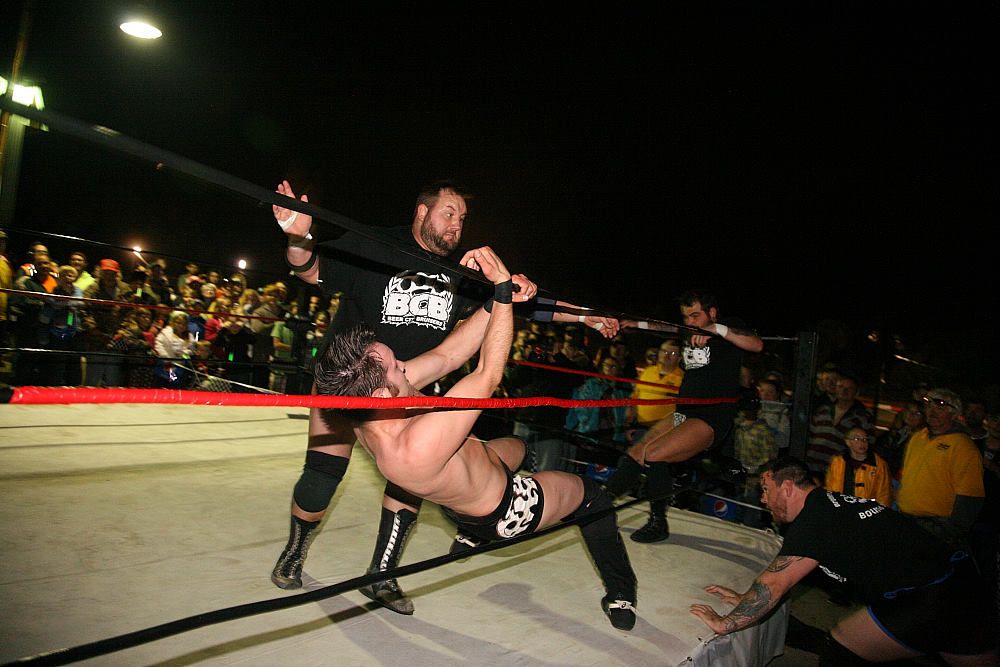 IMAGE: http://i1174.photobucket.com/albums/r601/kevinlillard/sep11/2013-09-28a0264_zpsf6ca22be.jpg