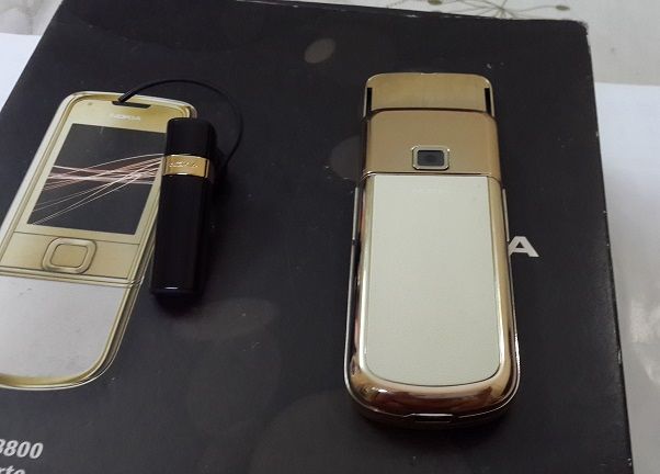 bán nokia 8800 gold arte mới fullbox nguyên hộp xách tay từ đức