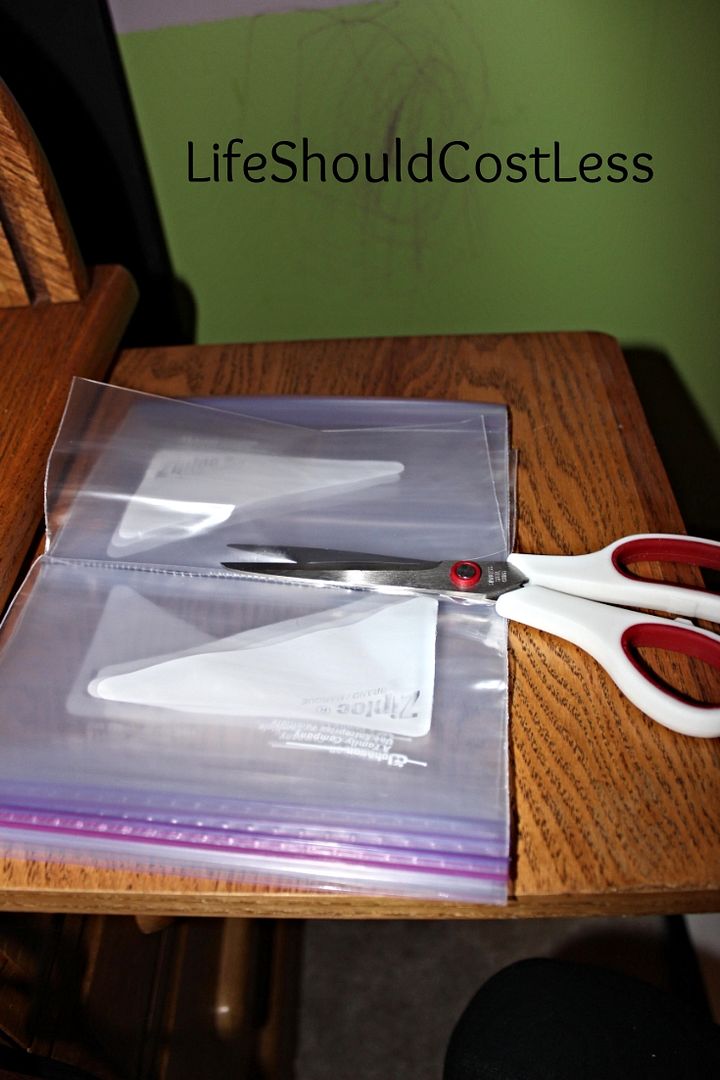 How to make a pickle style clutch/emergency bag, from scratch. LIFE