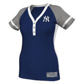 MLB New York Yankees Women's Diamond Diva Fashion Top