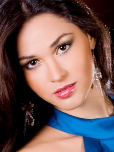 Miss Earth 2012 Dominican Republic Rocio Castellanos