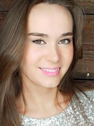 Miss Earth 2012 Germany Nel-Linda Zublewitz