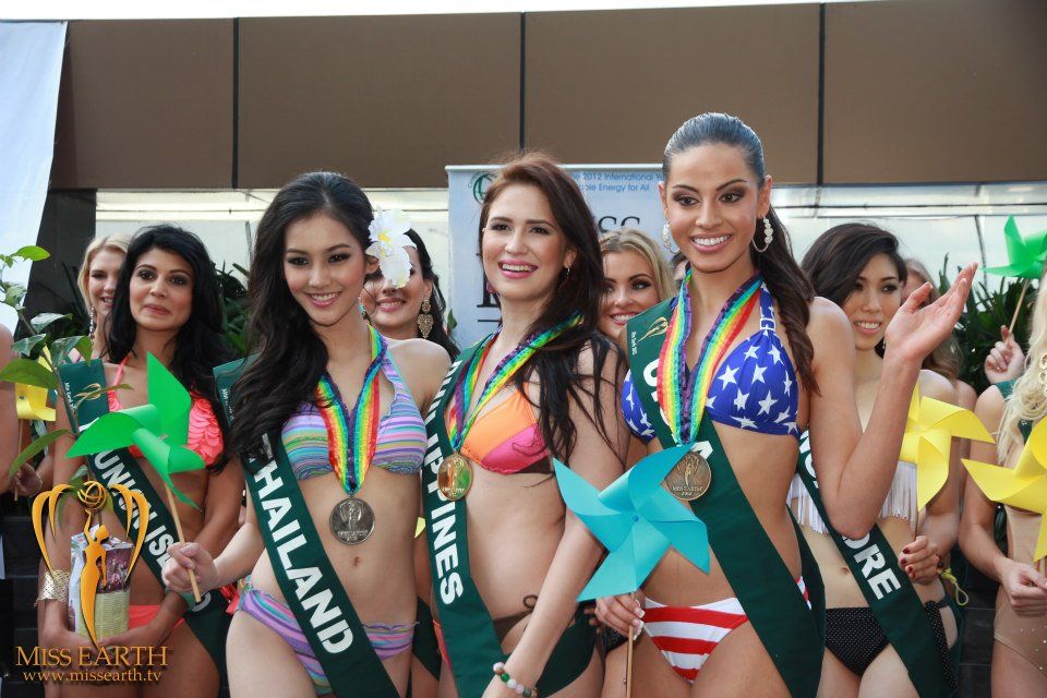 Miss Earth 2012 Press Presentation Darling of the Press Stefany Stephanowitz Philippines